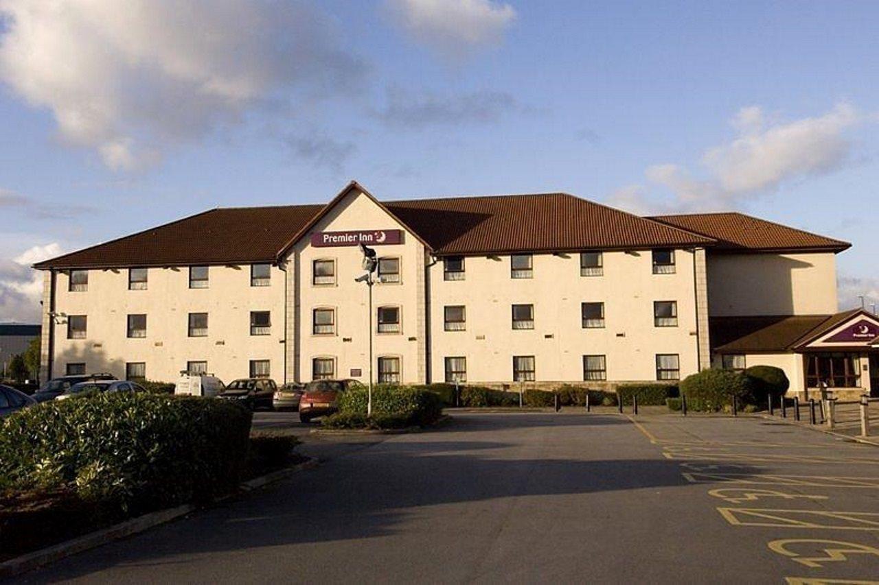 Premier Inn Haydock Park/M6 J23 ワーリントン エクステリア 写真